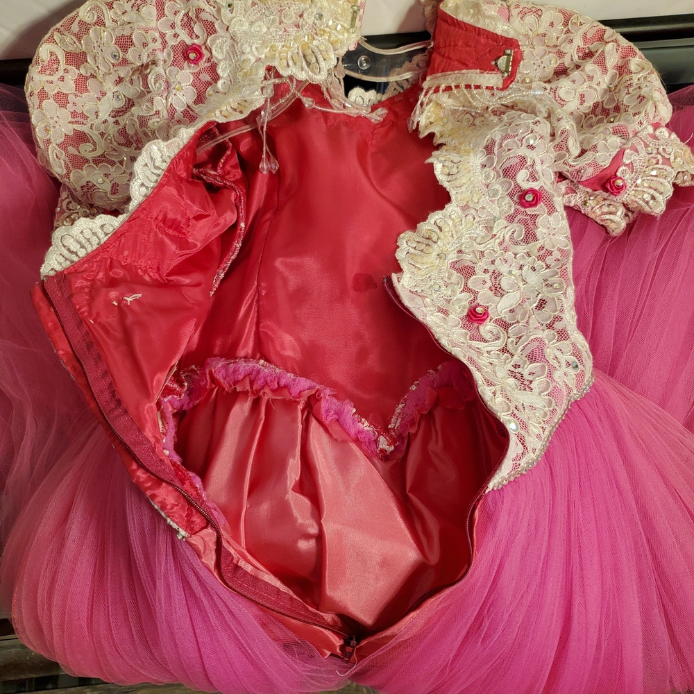 Vintage Girl Lace Rhinestone and Tulle Gown - Picture 13 of 14